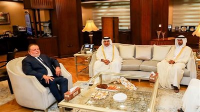 لتعزيز التعاون، محافظ البنك المركزي المصري يجتمع بوزير المالية القطري