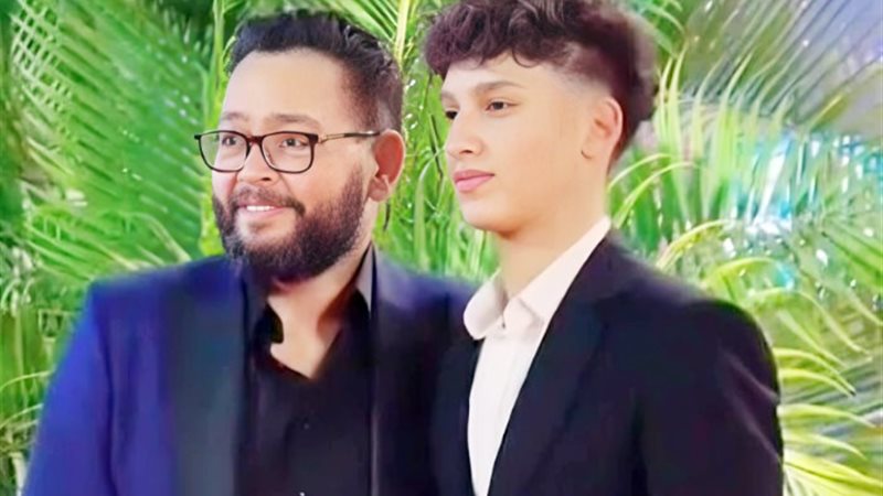 أحمد رزق ونجله