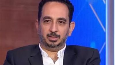 طارق الجنايني يستقبل عزاء والده بمسجد الشرطة اليوم