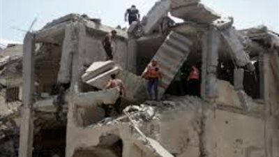 استشهاد 33 فلسطينيًا بعد ارتكاب الاحتلال لـ3 مجازر في غزة