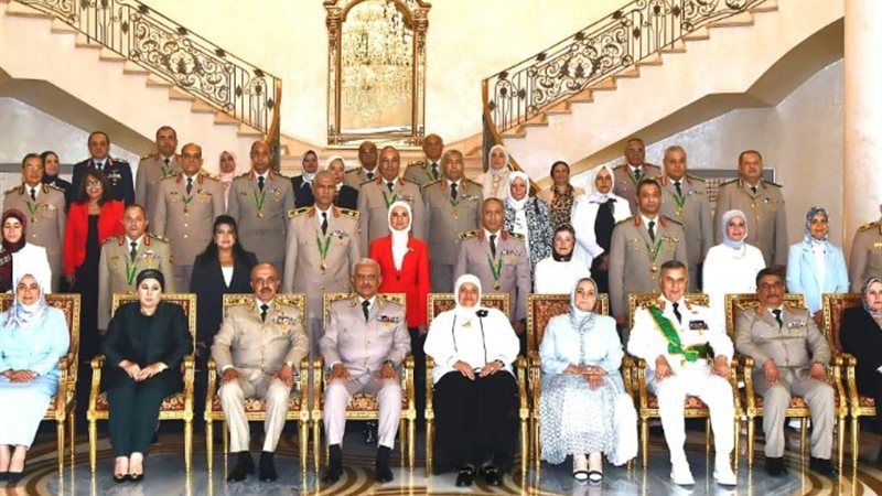 خلال مراسم تكريم قادة القوات المسلحة