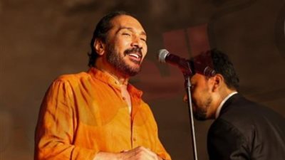 سهرة من نوع خاص لسماع أغاني أم كلثوم ووردة بلحن بليغ حمدي وصوت علي الحجار