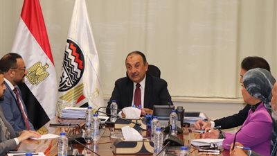 وزير قطاع الأعمال العام يلتقي مجلس جمعية مطوري القاهرة الجديدة والعاصمة الإدارية