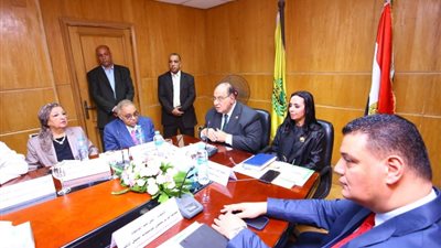 وزيرة التضامن تزور الاتحاد العام للجمعيات والمؤسسات الأهلية