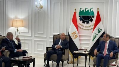 السفارة المصرية بالعراق تستعرض جهودها في إنجاح زيارة كامل الوزير إلى بغداد