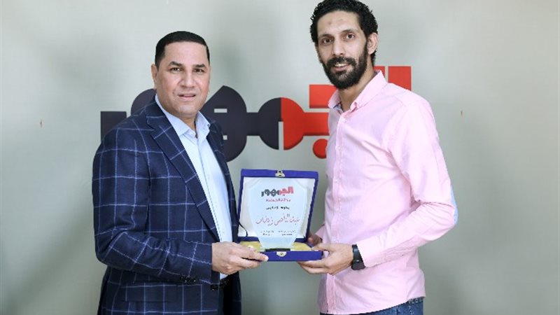 موقع الجمهور يكرم عبدالناصر زيدان