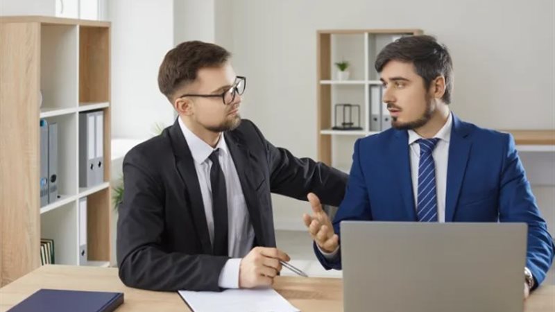 وظائف بالخارج ـ أرشيفية