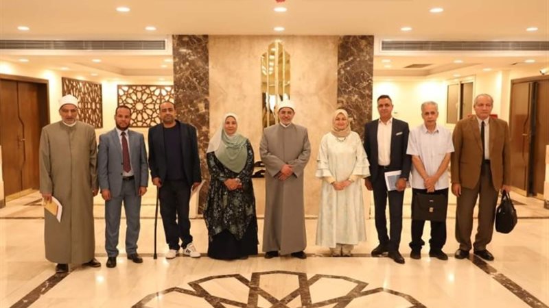 بدء فعاليات مركز تطوير تعليم الوافدين