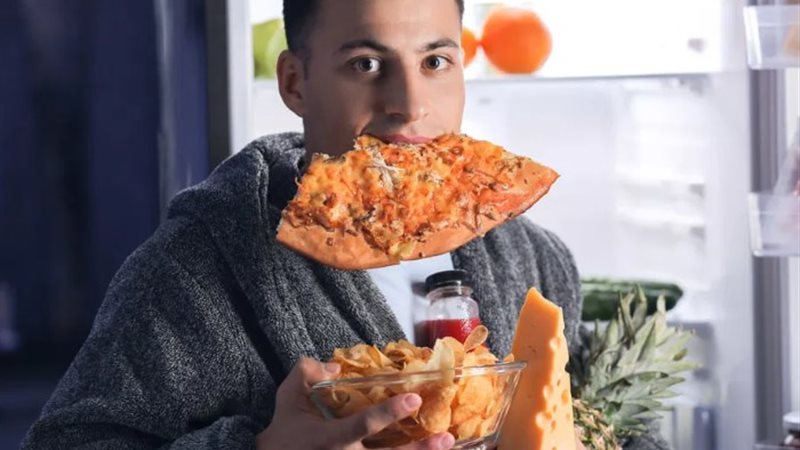 أسباب شهيتك في أوقات غريبة