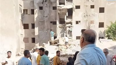 تشكيل لجنة هندسية لمعاينة عقار شبرا مصر المنهار بأمر النيابة لكشف الملابسات