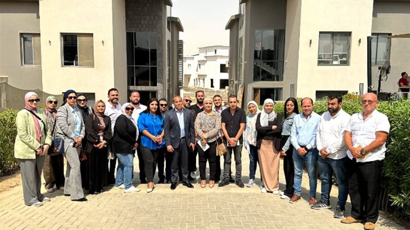 فريق عمل شركة الكازار للتطوير العمراني