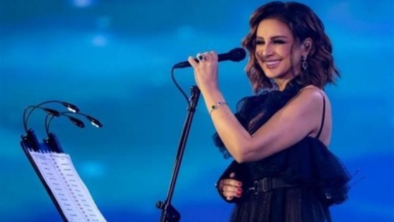 الفنانة أنغام