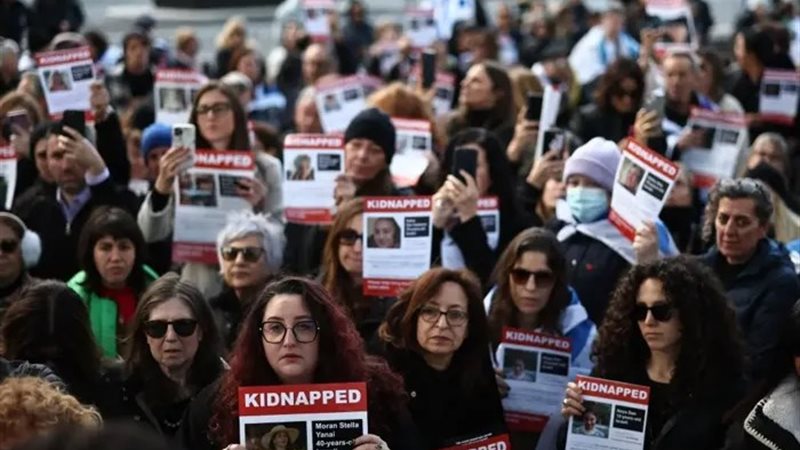 عائلات المحتجزين الإسرائيليين بغزة
