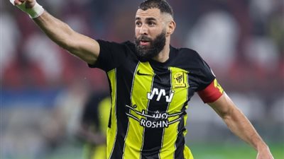 بنزيما يقود تشكيل اتحاد جدة أمام الوحدة في قمة الجولة الثالثة للدوري السعودي