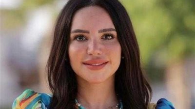 إنجي علاء لـ «الجمهور»: انتظروا يوسف الشريف بشكل مختلف في «الراكون»