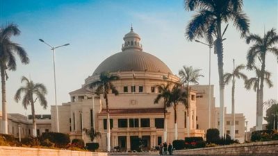 بدء الكشف الطبي للطلاب الجدد المقبولين بكليات جامعة القاهرة غدًا
