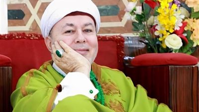 المفتي ينفي مزاعم صلاح التيجاني: لم نصرح له بالفتوى وطريقته تتبرأ منه بعد اتهامه بالتحرش