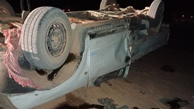 مصرع شخص وإصابة أثنين أثر انقلاب سيارة بالصحراوي الشرقي في سوهاج