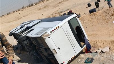 «دخل في عمود»، مصرع وإصابة 26 شخصا بحادث تصادم على طريق الإسماعيلية