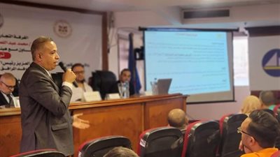 «تجارية دمياط» تقيم أول ورشة عمل بمجال الأثاث للتعرف على أساسيات التصدير لدول العالم