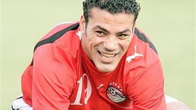 شقيق عمرو زكي متهم بالتعدي على حارس عقار بالمنصورة بـ25 غرزة