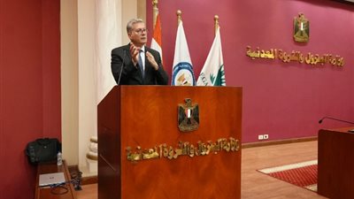 وزير البترول: مصر تسدد 1.2 مليار دولار مستحقات شركات النفط الأجنبية