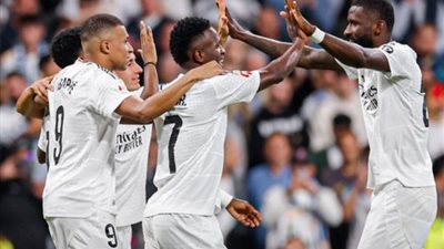 ريال مدريد يتخطى ألافيس ويواصل الضغط على برشلونة في الدوري الإسباني