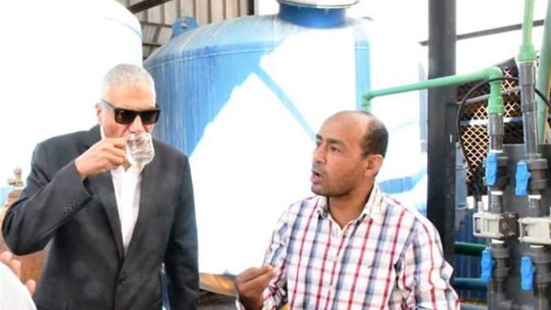 محافظ أسوان