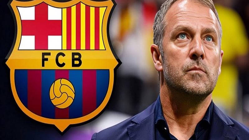 هانزي فليك مدرب فريق برشلونة الإسباني