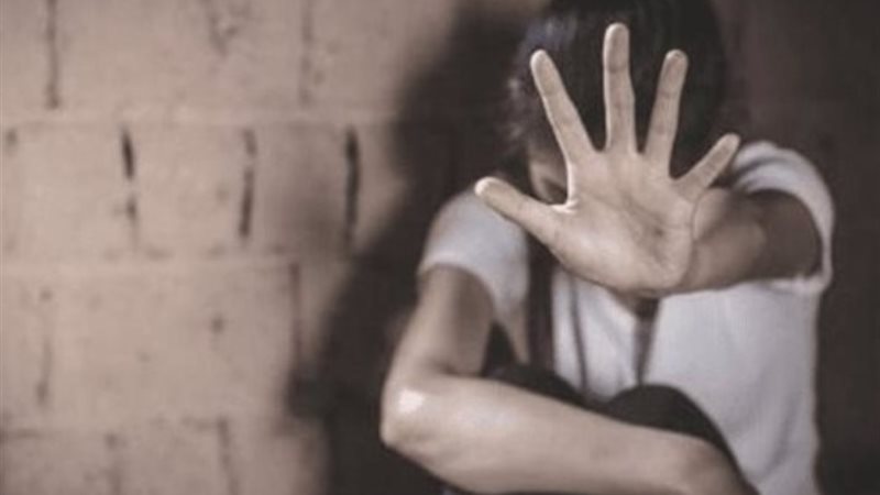فتاه ضحية أرشيفية