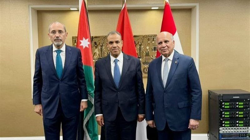 وزراء خارجية مصر والأردن والعراق