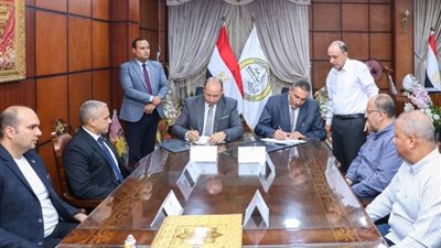 توقيع مذكرة تفاهم بين ميناء دمياط وجامعة المنصورة الأهلية لتعزيز سُبل التعاون