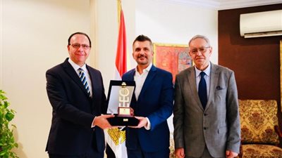 رئيس هيئة المعارض يعلن عودة مصر للاتحاد الدولي للمعارض والمؤتمرات 