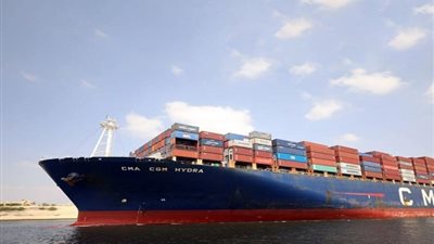 مصر تخسر 2.2 مليار دولار من إيرادات قناة السويس بسبب توترات البحر الأحمر