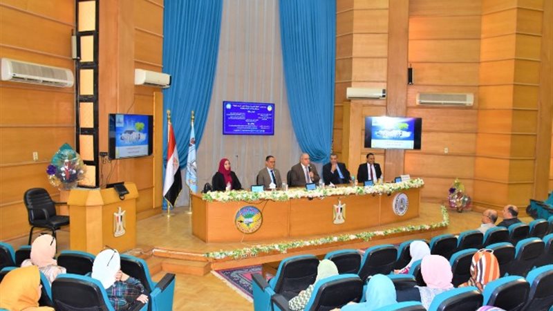 ندوة توعوية بكلية الهندسة جامعة طنطا لأهمية استخدام الطاقة 