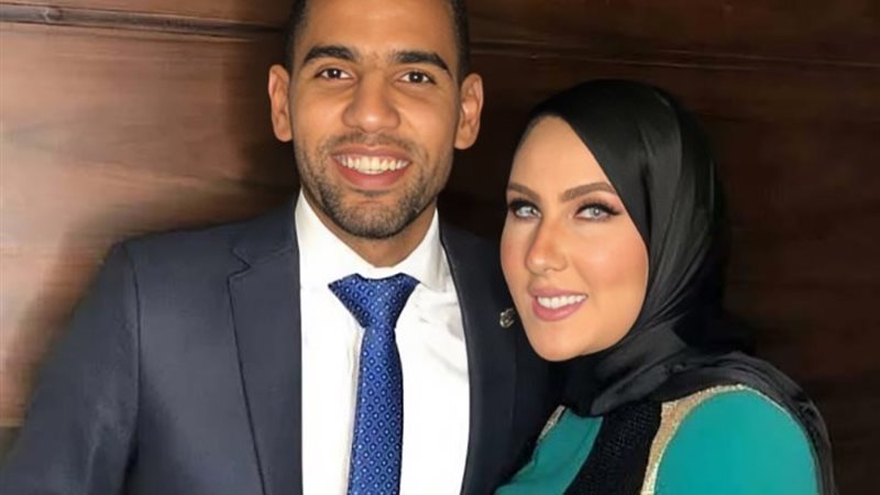 مؤمن زكريا وزوجته