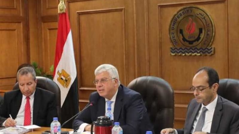 الدكتور محمد أيمن عاشور وزير التعليم العالي والبحث العلمي