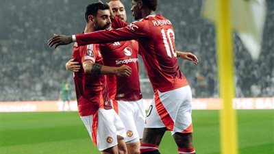 بـ 10 لاعبين، مانشستر يونايتد يحقق تعادلا مثيرا أمام بورتو بالدوري الأوروبي