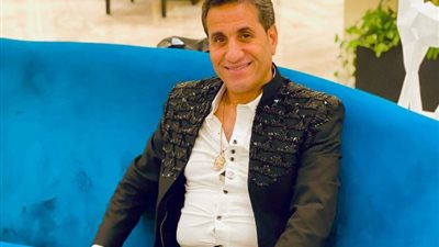 أحمد شيبة يتراجع عن مقاضاة بلوجر نشر صورته نائما في الطائرة (خاص)
