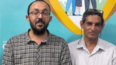 ضبط عيادة جلدية داخل صيدلية تديرها طبيبة جامعية بسوهاج صور