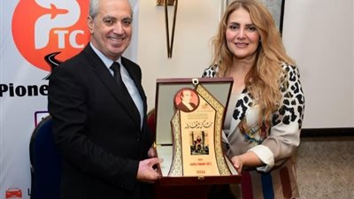 مهرجان الإسكندرية السينمائي يكرم رانيا محمود ياسين في ختام دورته الـ40