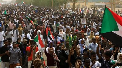 أكثر من 12 ألف سوداني يغادرون مصر إلى العاصمة الخرطوم
