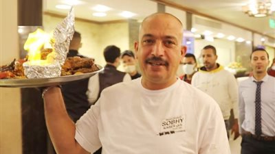 غلق مطعم صبحي كابر في ظروف غامضة ورسالة مؤثرة تشعل 