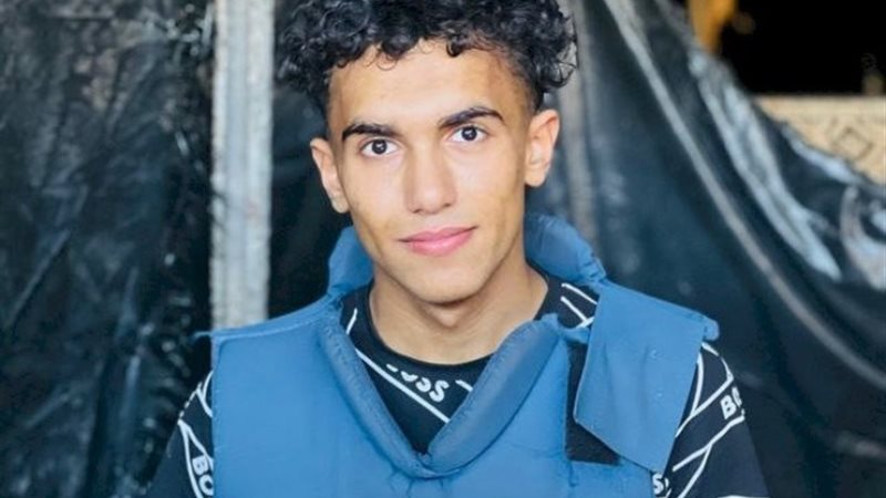 الصحفي حسن حمد