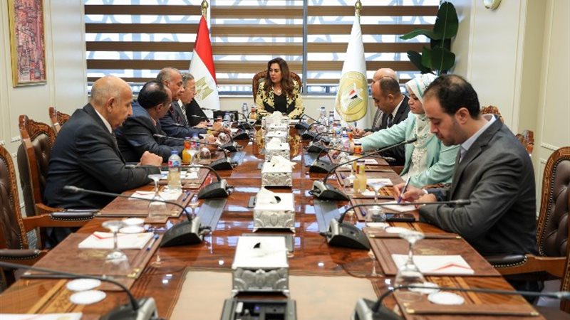اجتماع وزيرة التنمية المحلية
