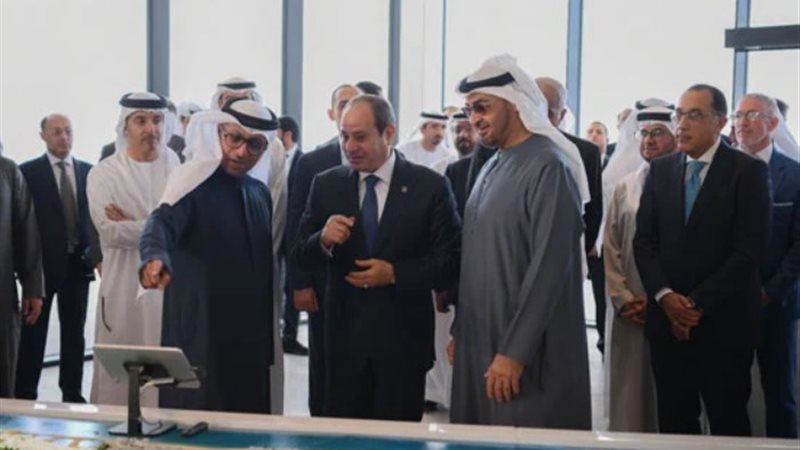 جانب من توقيع الاتفاقية