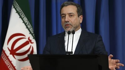 السعودية تستقبل وزير الخارجية الإيراني في بداية جولته لعدة دول بالمنطقة