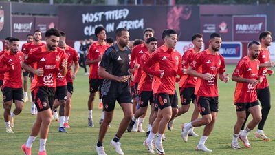 استعدادا للسوبر المصري، الأهلي يطير إلى الإمارات في هذا الموعد