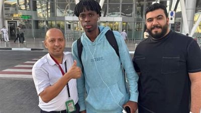 لاعب ليفربول السابق يصل القاهرة تمهيدًا لإتمام انتقاله إلى الزمالك