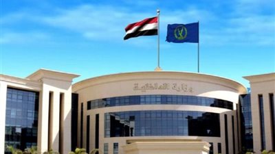 ضبط 3 شركات بالشرقية للنصب على راغبي العمل بالخارج